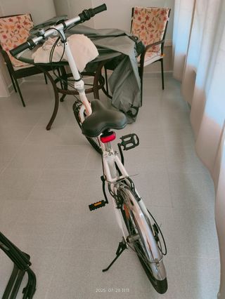 Bicicletas Plegables GHT 20" 6v como nueva.