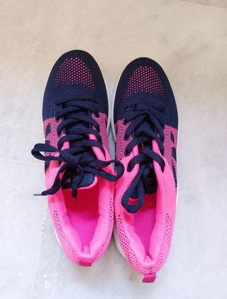 Zapatillas running mujer azul-rosa