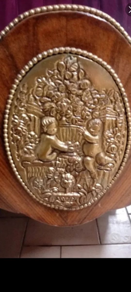 Fregio bronzo ovale: angioletti