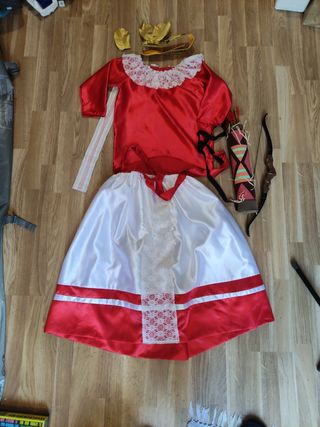 Traje rey americano: gigantes de Pamplona
