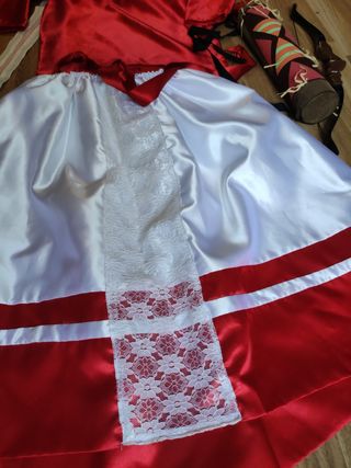 Traje rey americano: gigantes de Pamplona