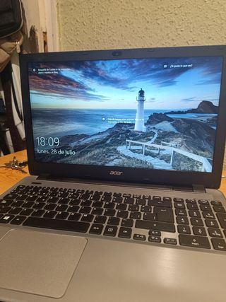 Portátil Acer Aspire 5