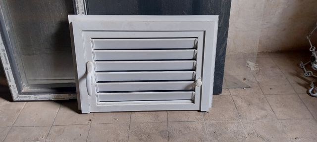 Reja aluminio blanca 57x79cm