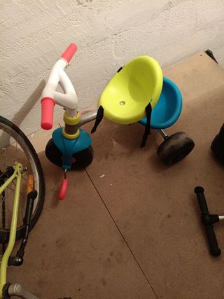 Triciclo infantil Smoby - GRATIS
