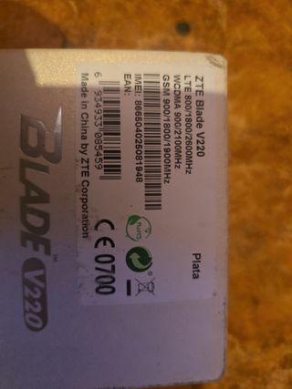 ZTE Blade V220 - móvil plata