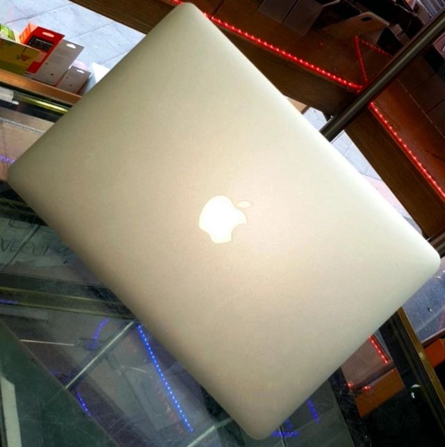 MACBOOK PRO RETINA 13-INCH INTEL CORE I5 128GB SSD