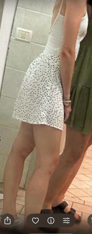Gonna bianca pois neri