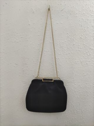 Bolso Douglas de fiesta negro satén cadena dorada
