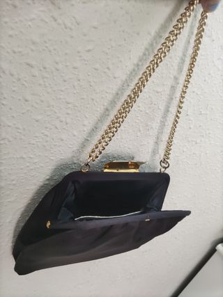 Bolso Douglas de fiesta negro satén cadena dorada