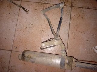 Escape de casa rieju rs2 y estribera 
