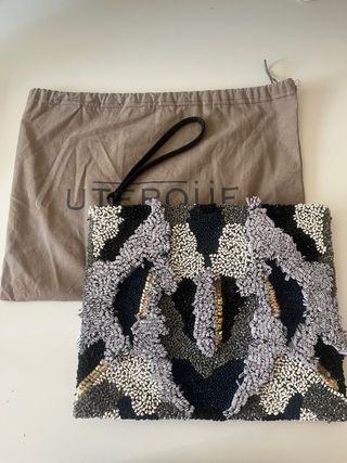 Bolso de fiesta Uterqüe de piel (edición limitada)