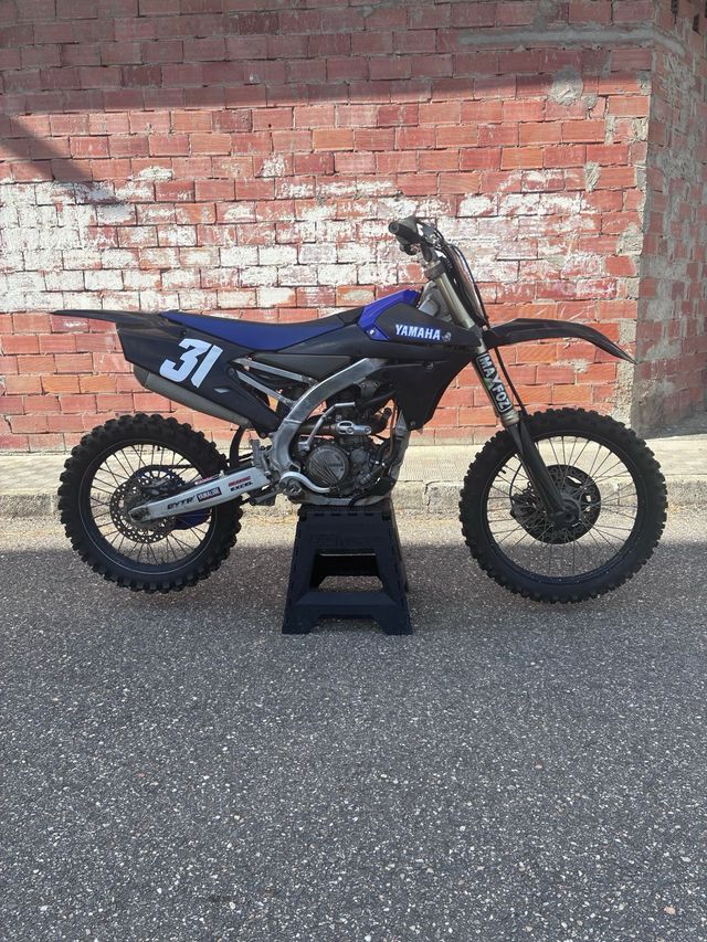 Yamaha YZ250F  motocross 