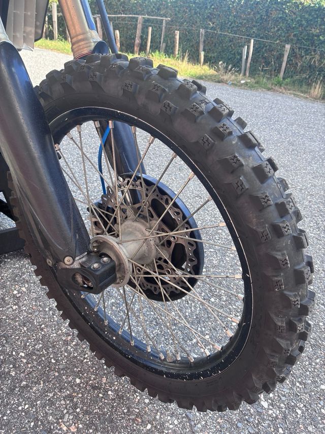 Yamaha YZ250F  motocross 