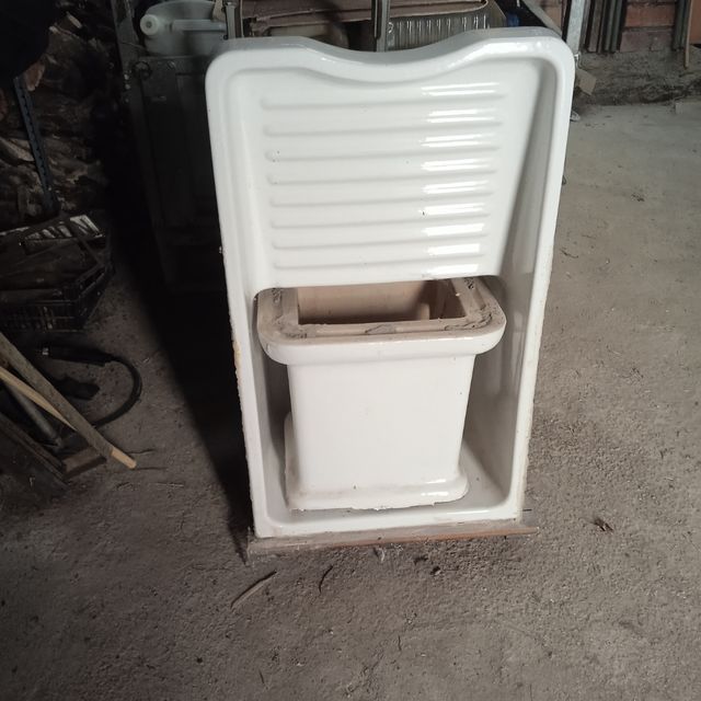 Pica / lavadero porcelanico Roca