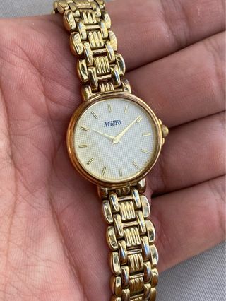 Reloj mujer dorado Micro