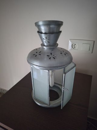 2 Lamparas de techo, farol, metal plata. 