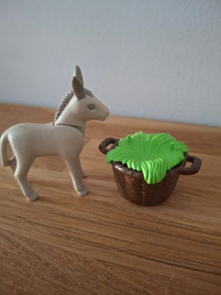 Playmobil Granja: Muñeca y burrito