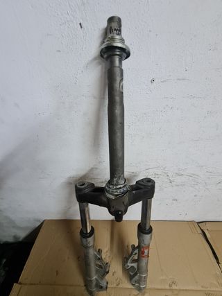 Horquilla Piaggio X10 2013