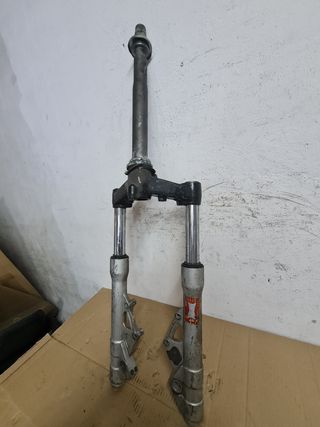 Horquilla Piaggio X10 2013