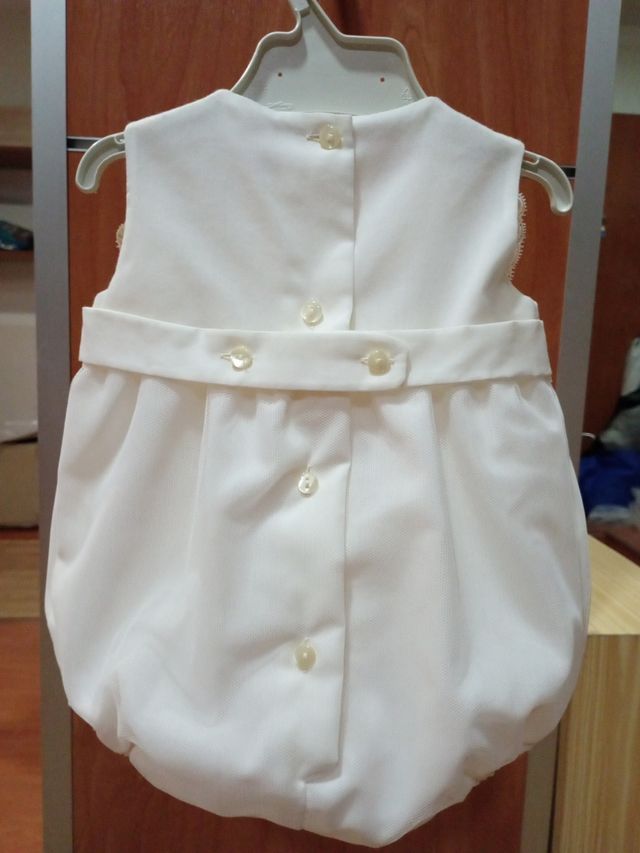 Pelele bebé marca Dorez 3m. Nuevo