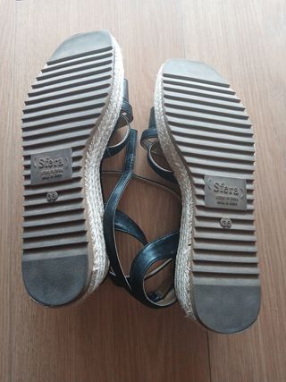 Sandalias cuñas Sfera negras