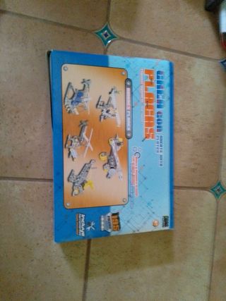 CreaAviones: Juego de placas