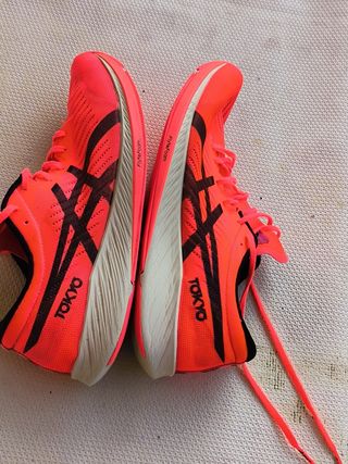 Zapatillas Asics rojas
