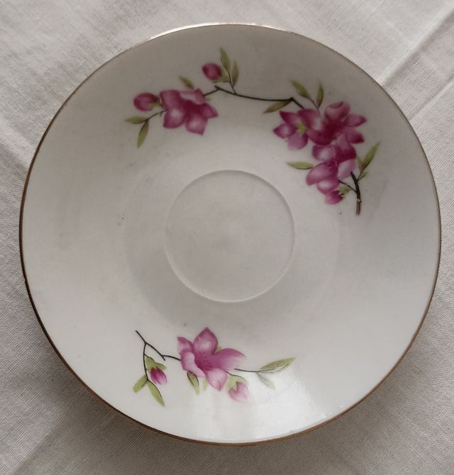 Juego café 6 tazas y 6 platos porcelana (OB44)