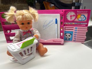 Nenuco Happy School - Muñeca y pizarra