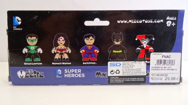 DC Comics MiniFigure Box Set 8+ Como nuevo