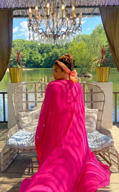 Vestido evento/novia largo rosa fluido con capa