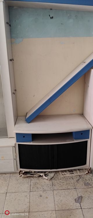 Muebles comedor vintage - beige y azul