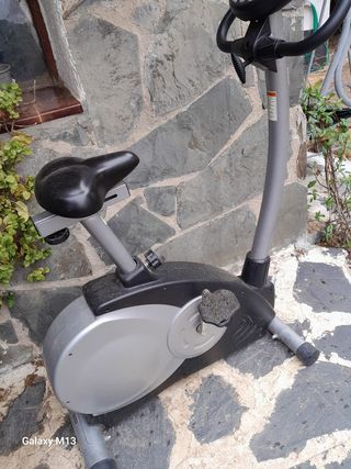 Bicicleta estática + extras