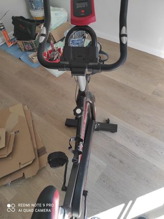 Bicicleta estática ejercicio