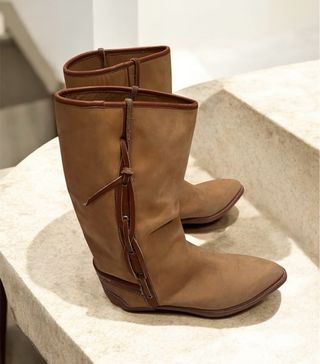 Stivali scamosciati beige e marrone