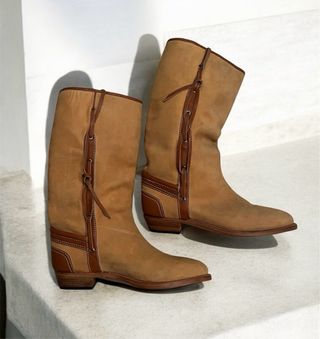 Stivali scamosciati beige e marrone