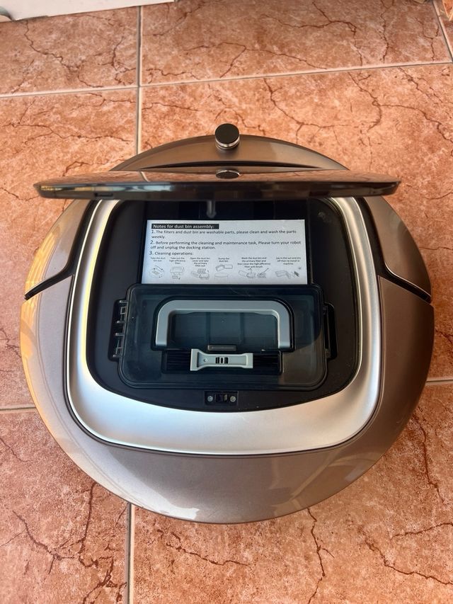 Robot aspirapolvere Eureka