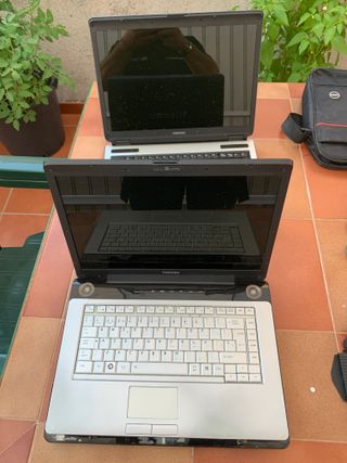 2 Portátiles Toshiba 