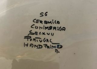 Sopera y bandeja  de porcelana  pintadas a mano –
