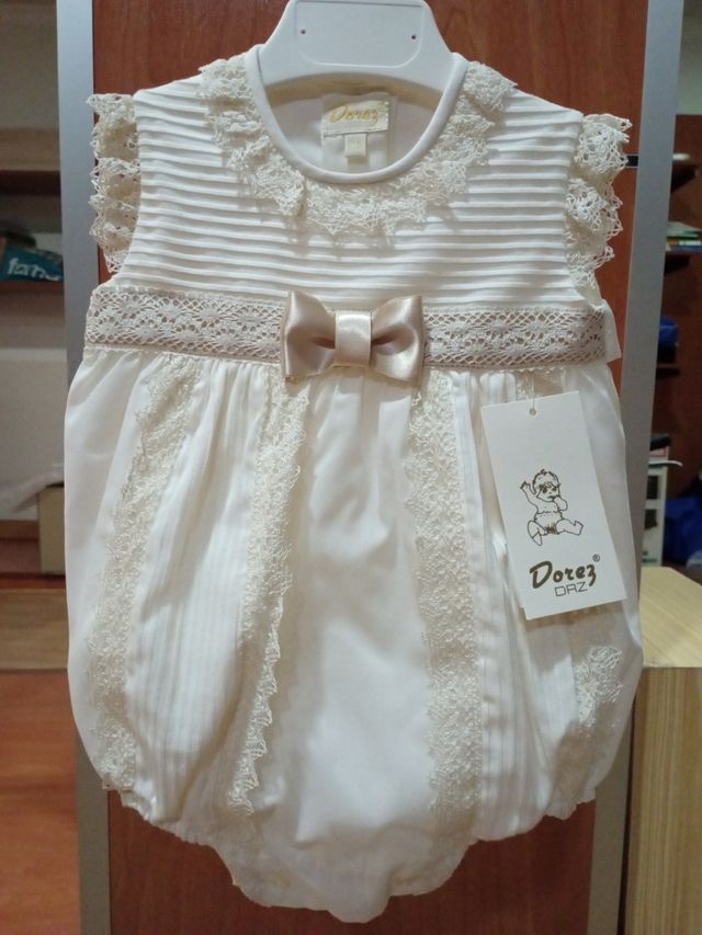 Pelele bebé marca Dorez, crudo, T-12m, nuevo