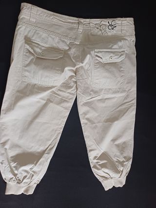 Pantalón Stradivarius beige XL