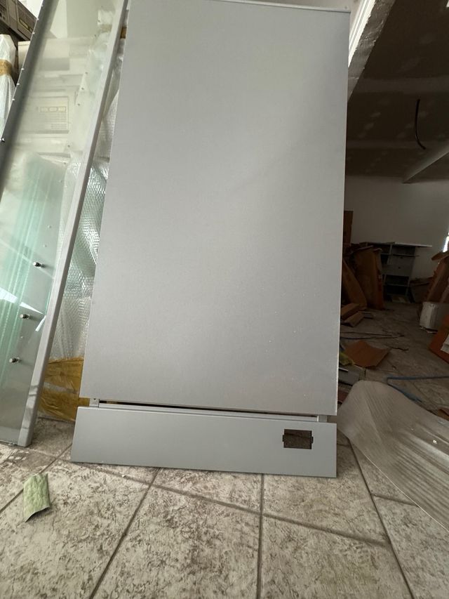 Parete divisoria ufficio legno e alluminio 