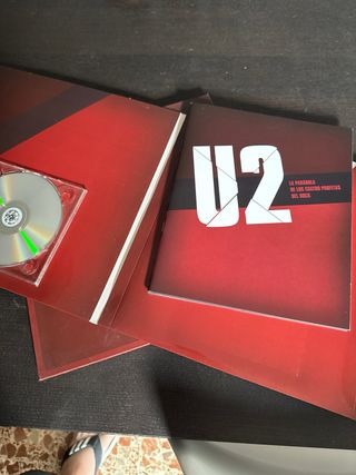 U2 A Rock Crusade DVD+Libro