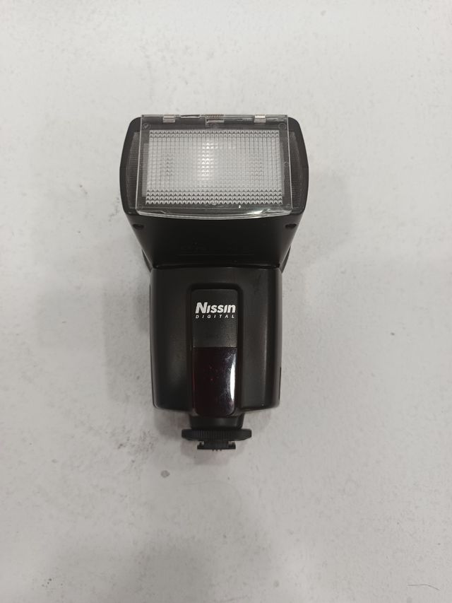 Flash Nissin Digital para Cámaras buen estado