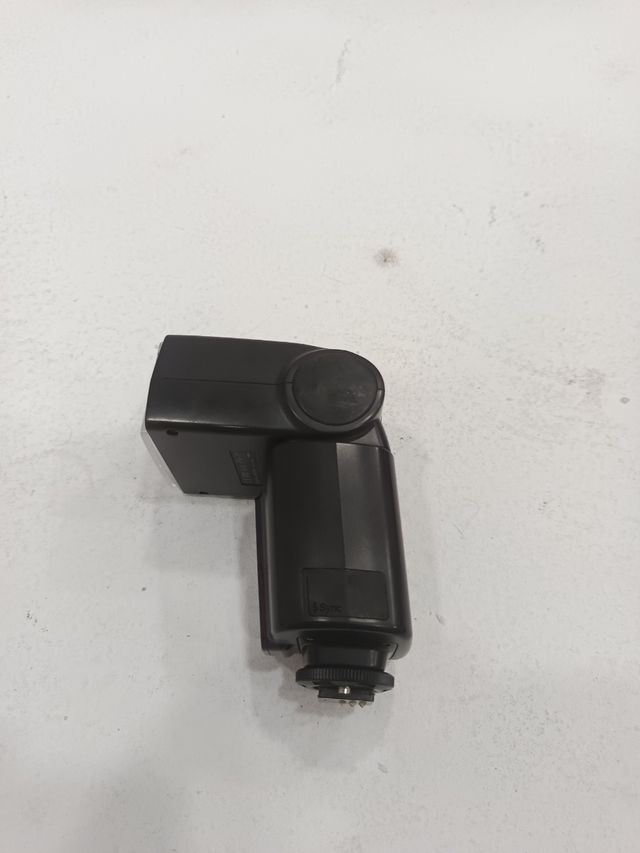 Flash Nissin Digital para Cámaras buen estado