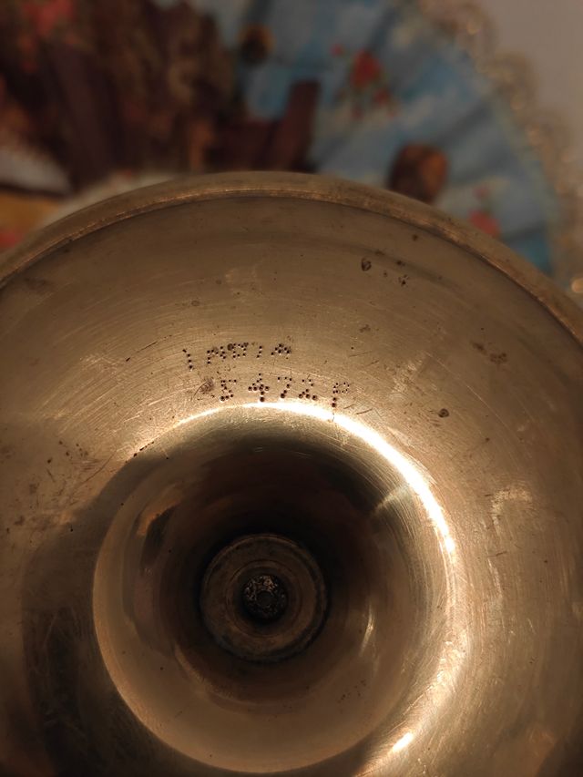 Portavelas vintage metal laton