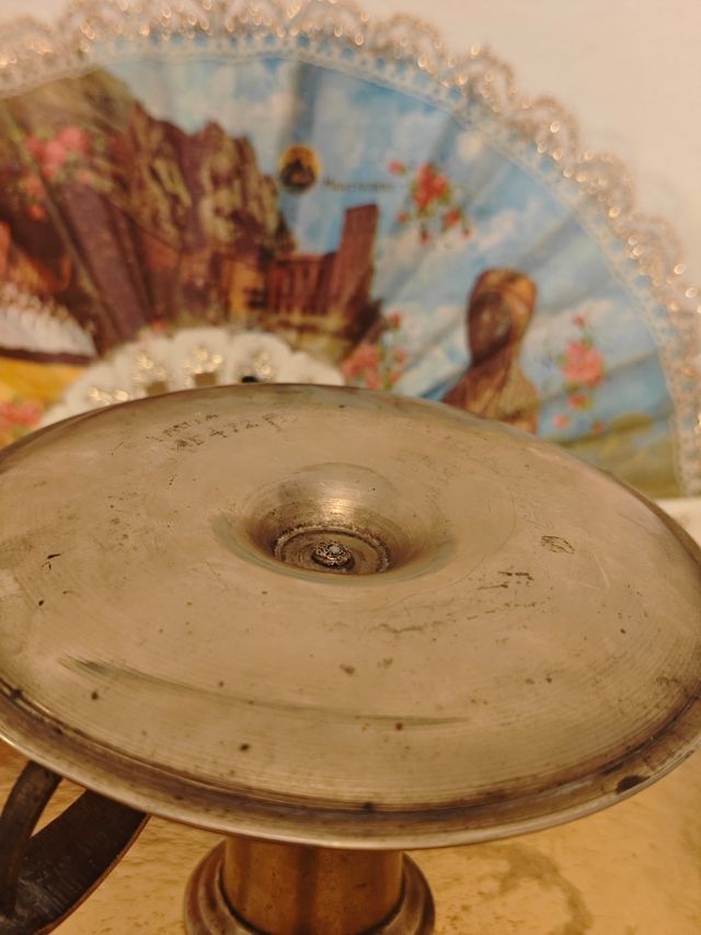 Portavelas vintage metal laton