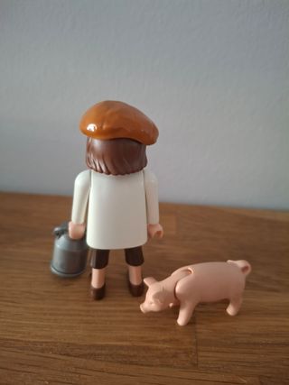 Playmobil Granjero y Cerdo