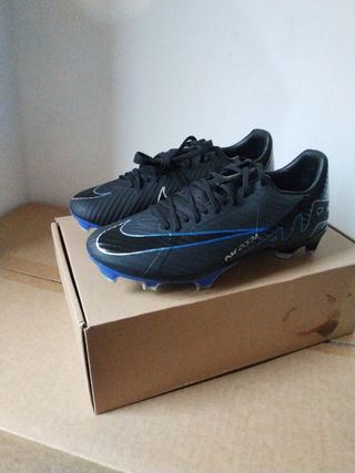 Nike Zoom Vapor 15 Academy FG/MG Scarpe Calcio