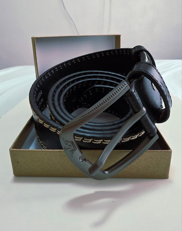 Cinturón Negro / Cuero Genuino - 120/130